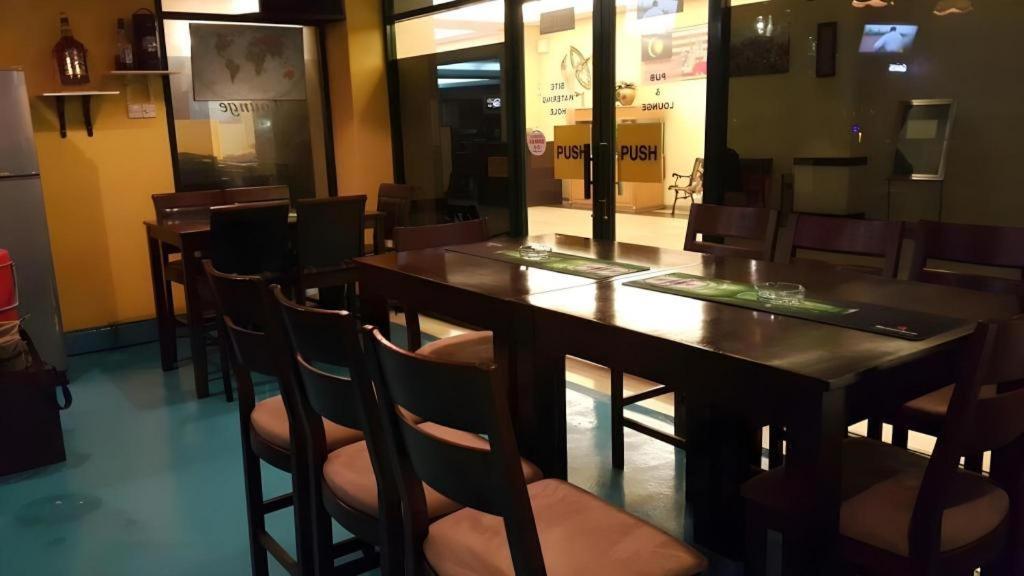 Klang Histana Hotel Ngoại thất bức ảnh
