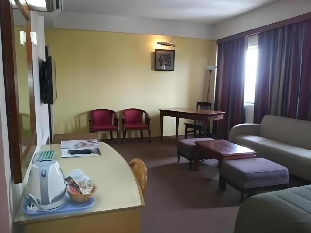 Klang Histana Hotel Ngoại thất bức ảnh