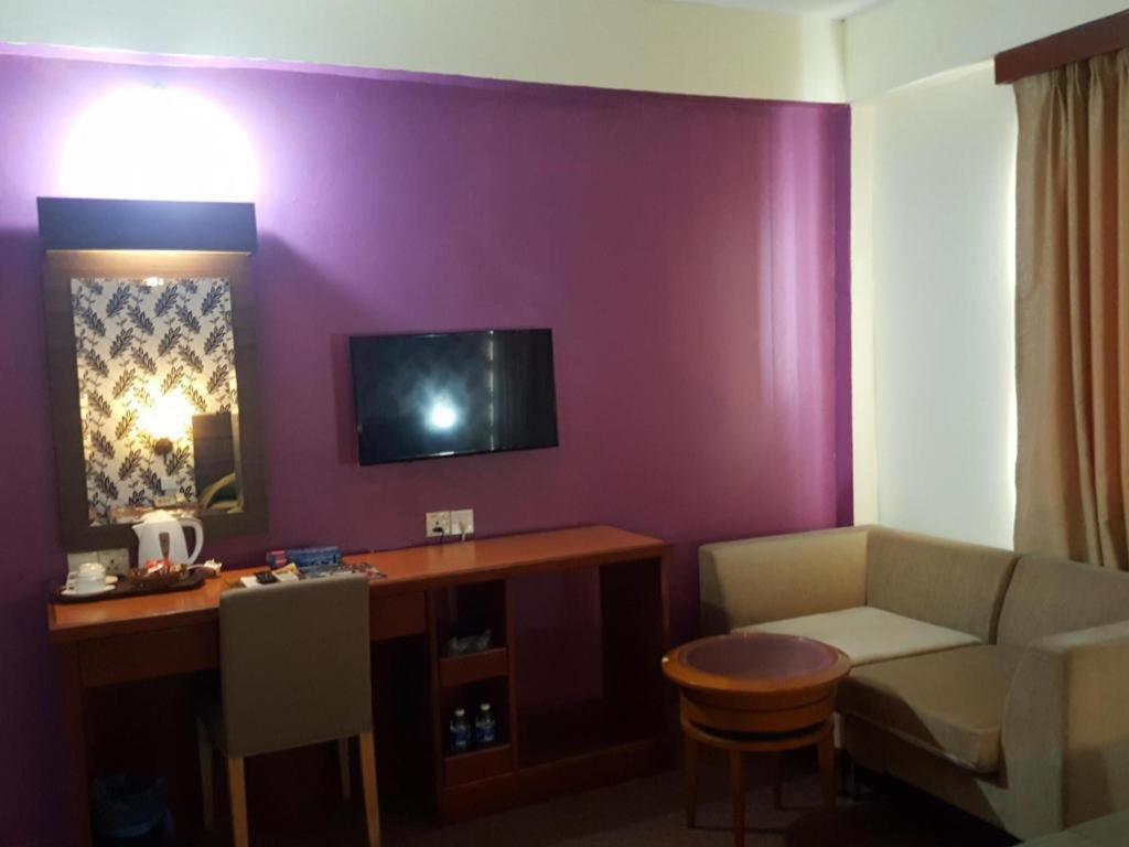 Klang Histana Hotel Ngoại thất bức ảnh